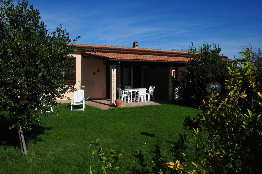 Azienda Agrituristica Il Giuggiolo Принчипина-а-Маре Экстерьер фото